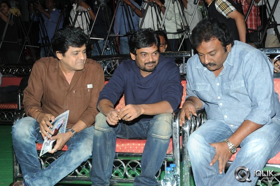 Ali-Baba-Okkade-Donga-Movie-Platinum-Disc-Function